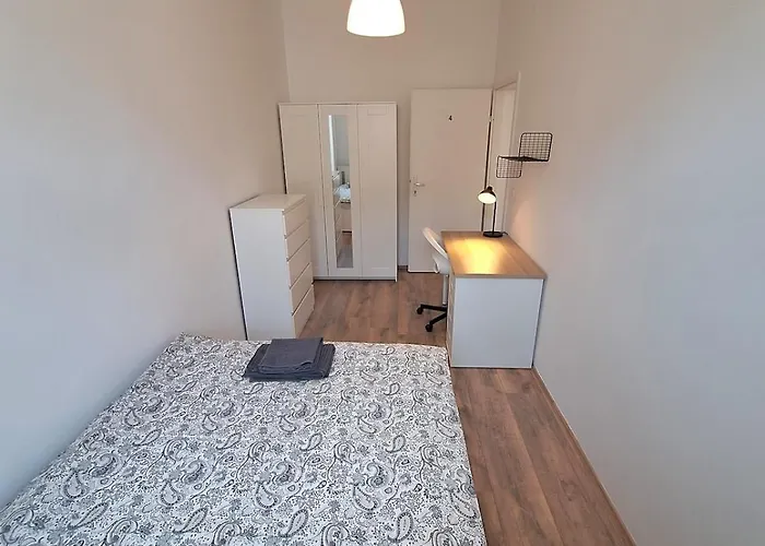 Brand New 5 Bedroom In Location Apartamento *